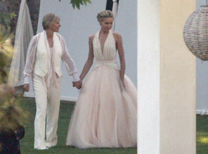It S Official Ellen Degeneres Marries Portia De Rossi E News